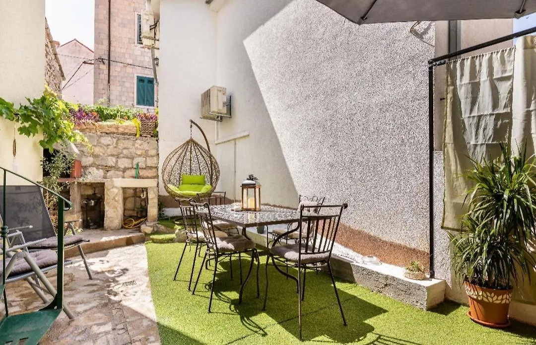 Villa Angie Old Town With Jacuzzi سبليت